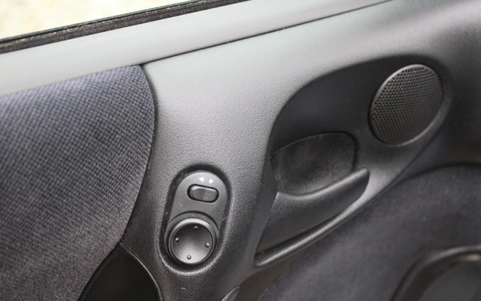 Opel Vectra cena 9900 przebieg: 80000, rok produkcji 1997 z Janowiec Wielkopolski małe 254